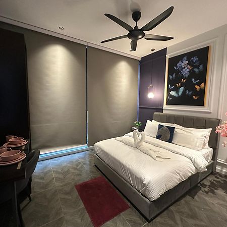 Skyline Homes By Scarletz Suites Klcc Kuala Lumpur Esterno foto