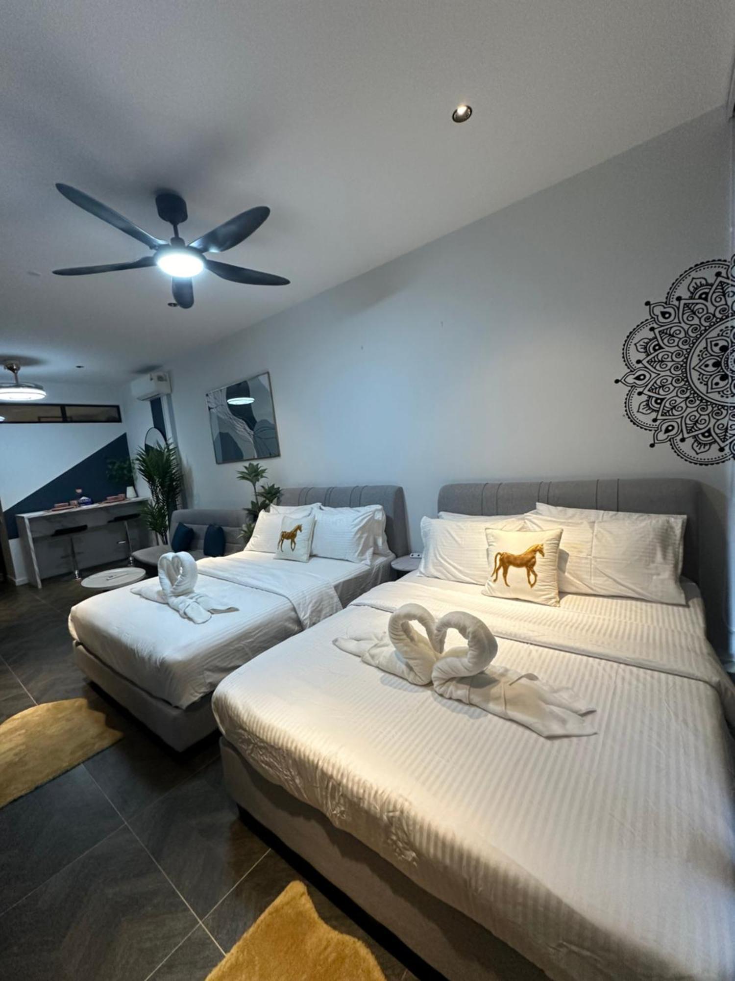 Skyline Homes By Scarletz Suites Klcc Kuala Lumpur Esterno foto
