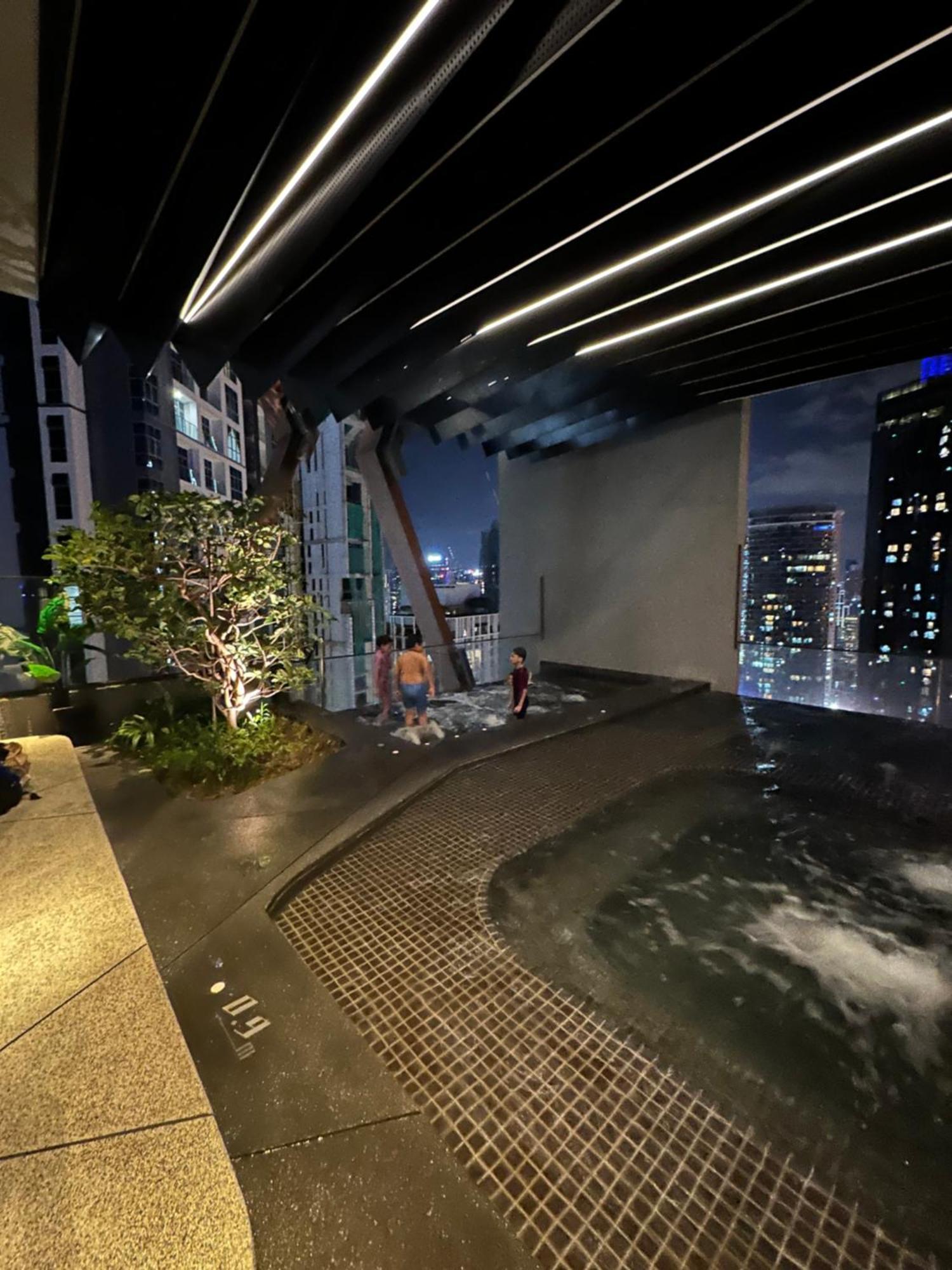 Skyline Homes By Scarletz Suites Klcc Kuala Lumpur Esterno foto