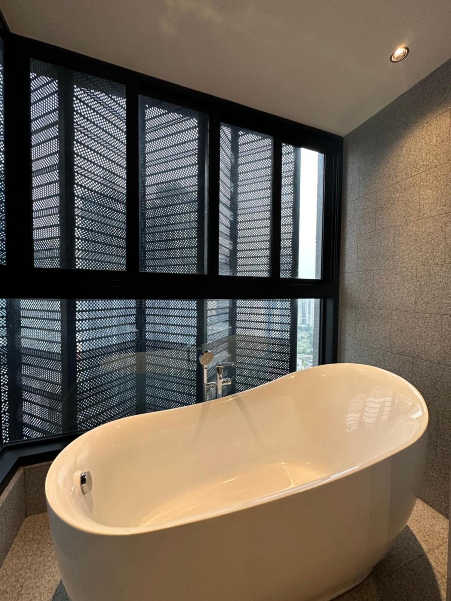 Skyline Homes By Scarletz Suites Klcc Kuala Lumpur Esterno foto